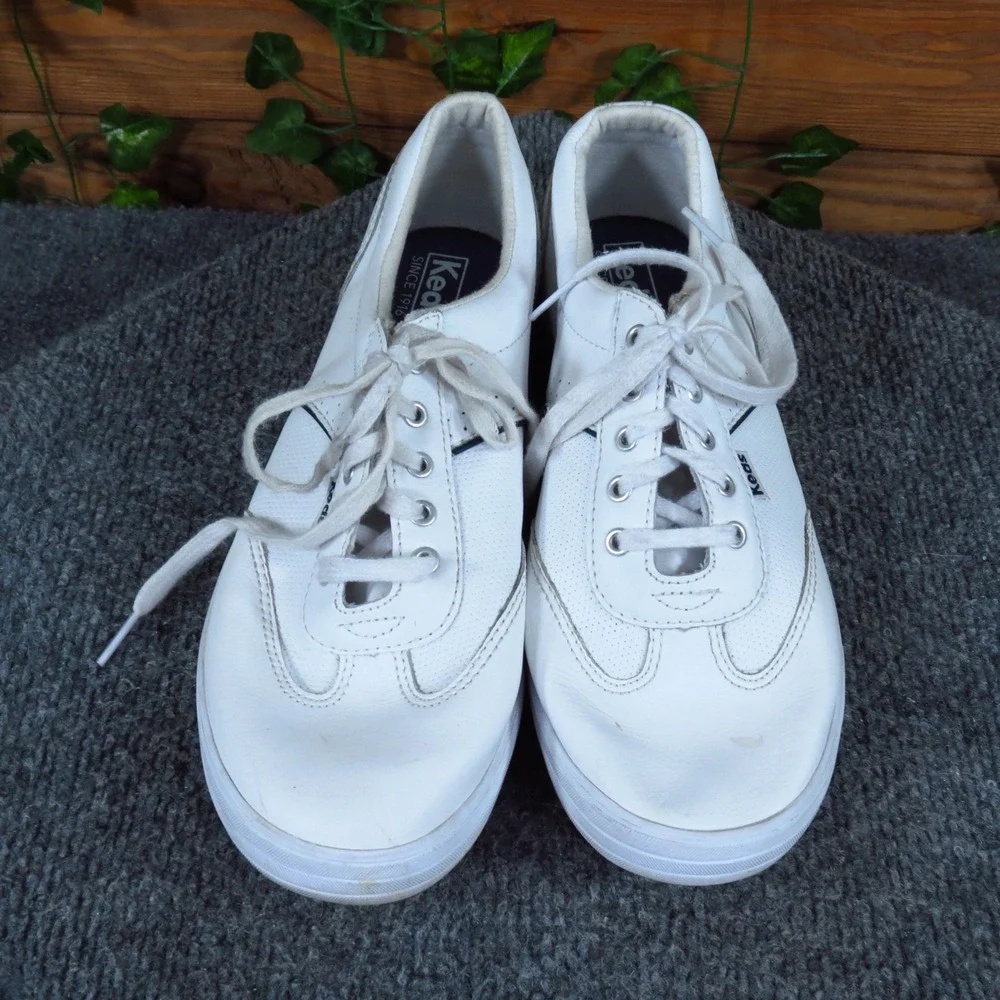 Keds Courty Core Womens Sneaker Size 8 Wide Everyday Walking Shoe White WH60071